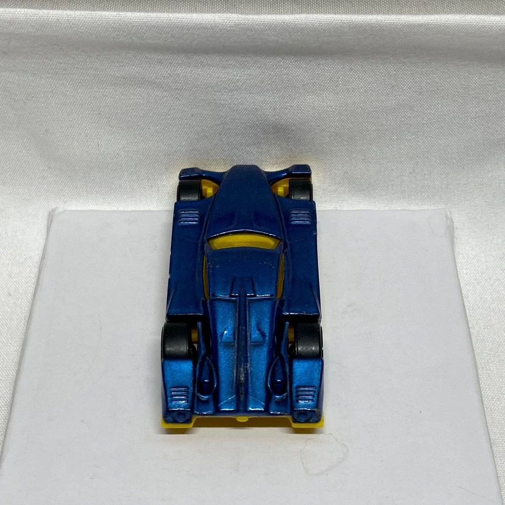 Vintage Hot Wheels Formul8r 2005 Blue #88 Die-cast 1/64 HW Collect Toy Car GUC